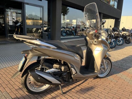 Honda SH 350 - immagine 7
