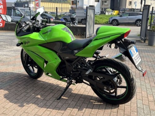 Kawasaki Ninja 250R - immagine 9