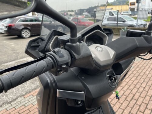 Yamaha X-Max 400 - immagine 10