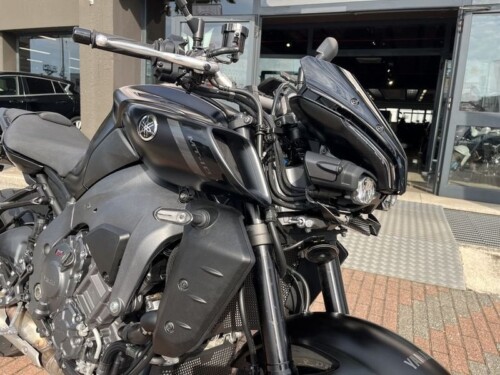 Yamaha MT-10 - immagine 11