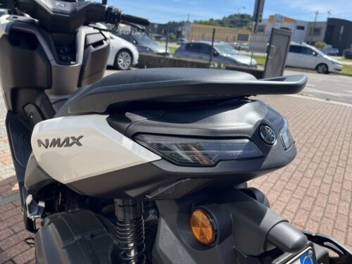 Yamaha Nmax 125 Scooter 125 patente B KM0 - immagine 5
