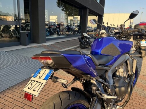 Yamaha MT-09 - immagine 12