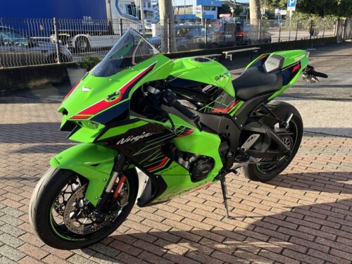 Kawasaki Ninja ZX-10R - immagine 17