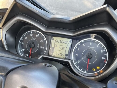 Yamaha X-Max 300 - immagine 15