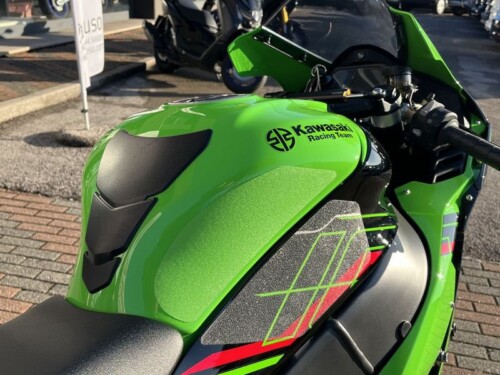 Kawasaki Ninja ZX-10R - immagine 13