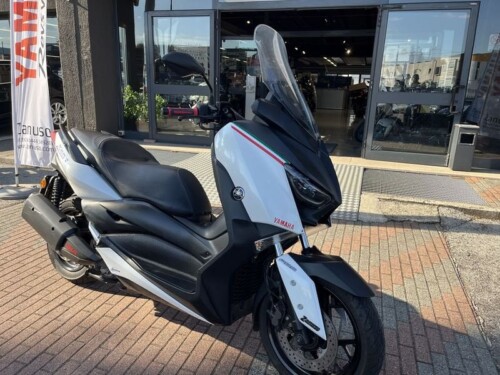 Yamaha X-Max 300 - immagine 2