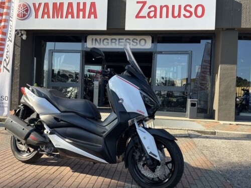 Yamaha X-Max 300 - immagine 4