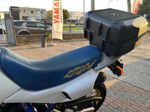 Honda NX 650 Dominator - immagine 8