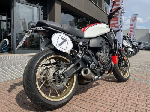 Yamaha XSR 700 - immagine 7