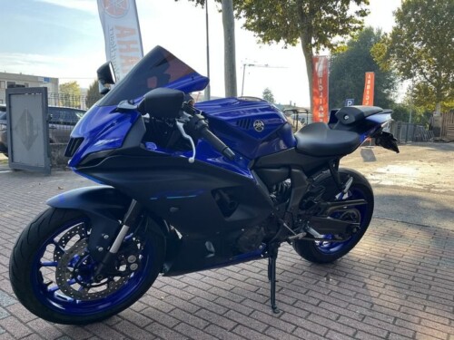 Yamaha YZF R7 - immagine 16