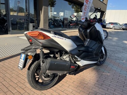 Yamaha X-Max 300 - immagine 6