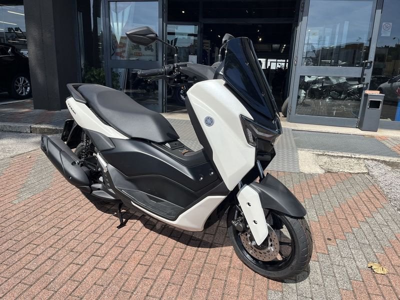 Yamaha Nmax 125 Scooter 125 patente B KM0 - immagine 7
