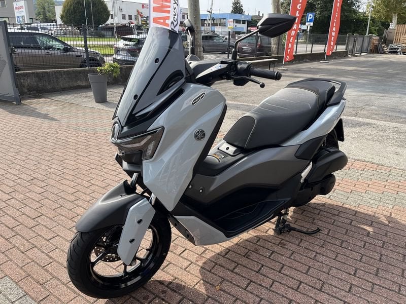 KM0 - Allestimento Tech patente B - immagine 10