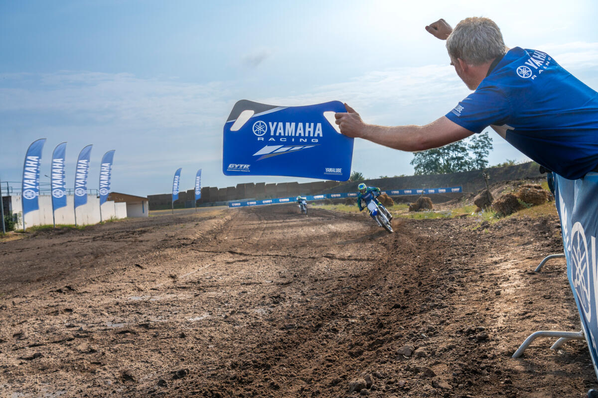 Pitboard Yamaha Racing - immagine 3